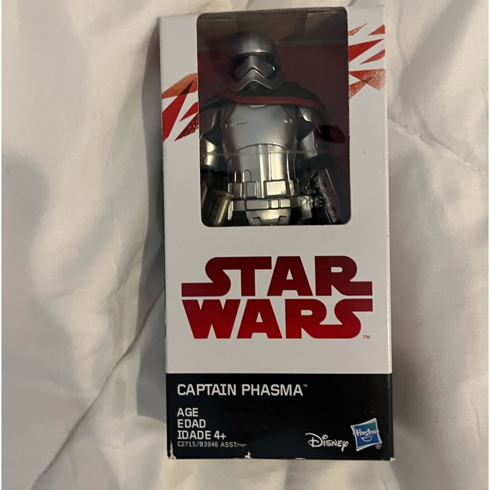 Captain Phasma Star Wars action figure
